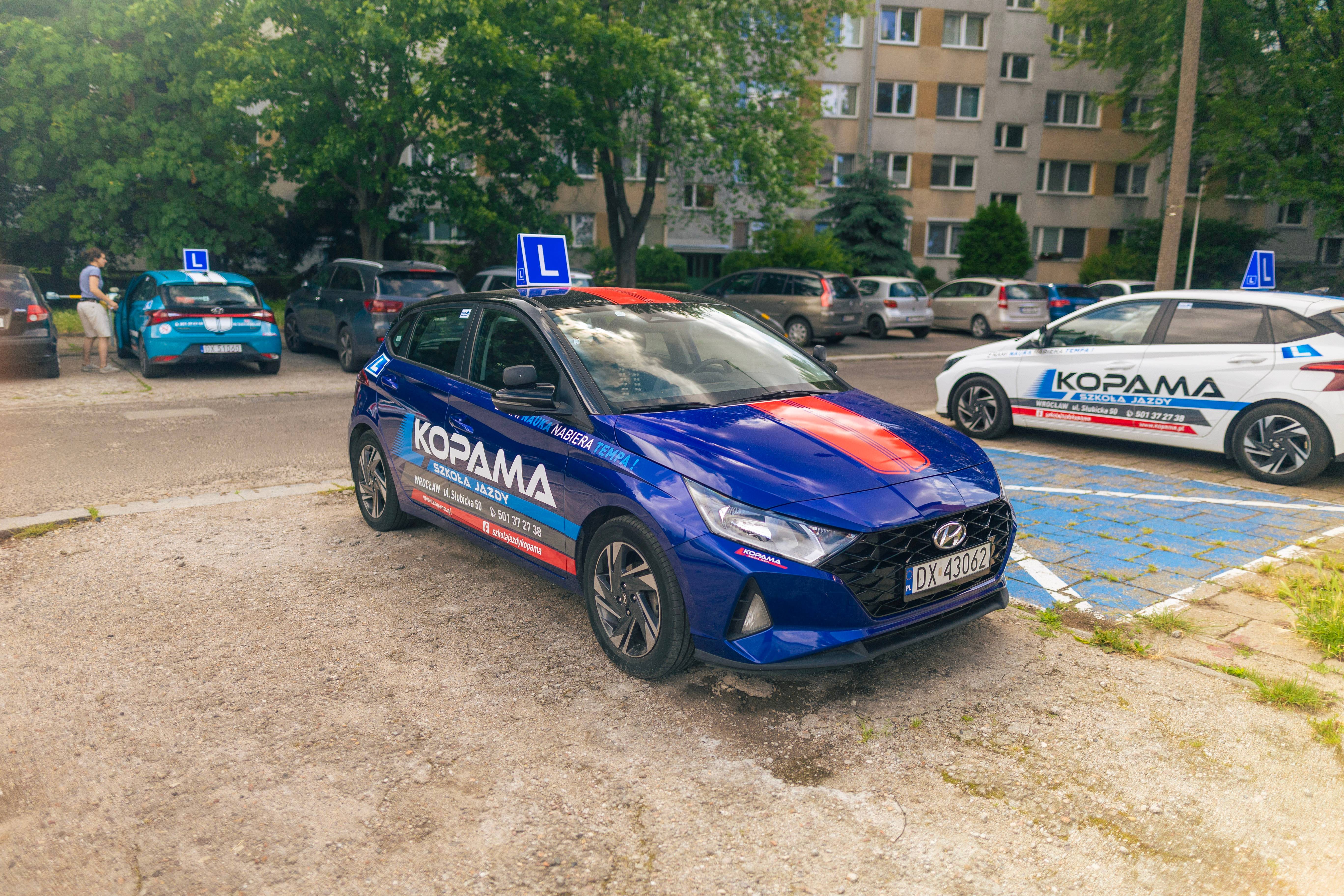 Hyundai i20 – Dark Blue